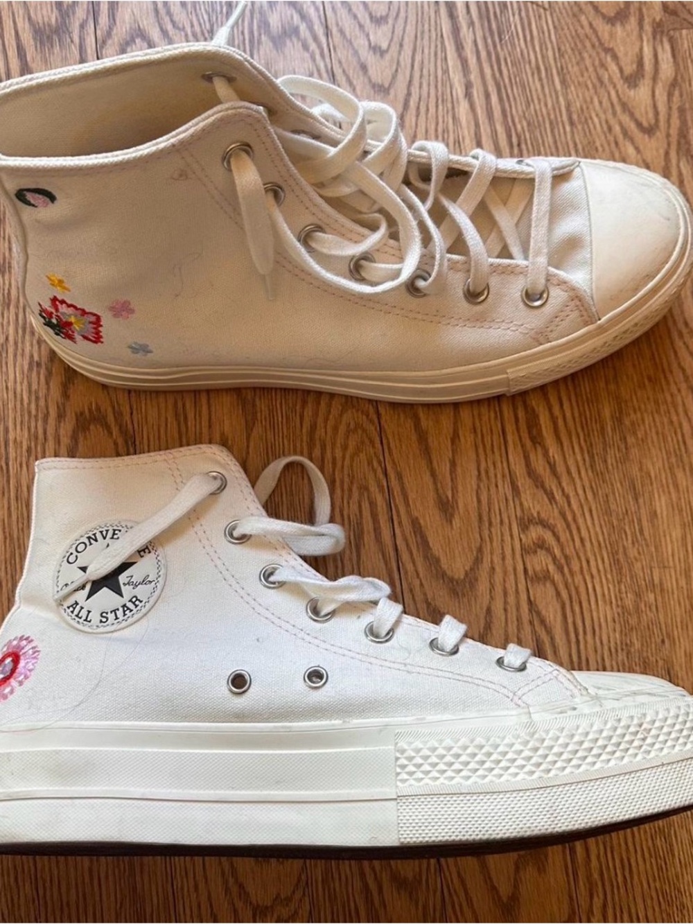 Converse Chuck Taylor All Star Lift Platform High sneakers embroided Egret